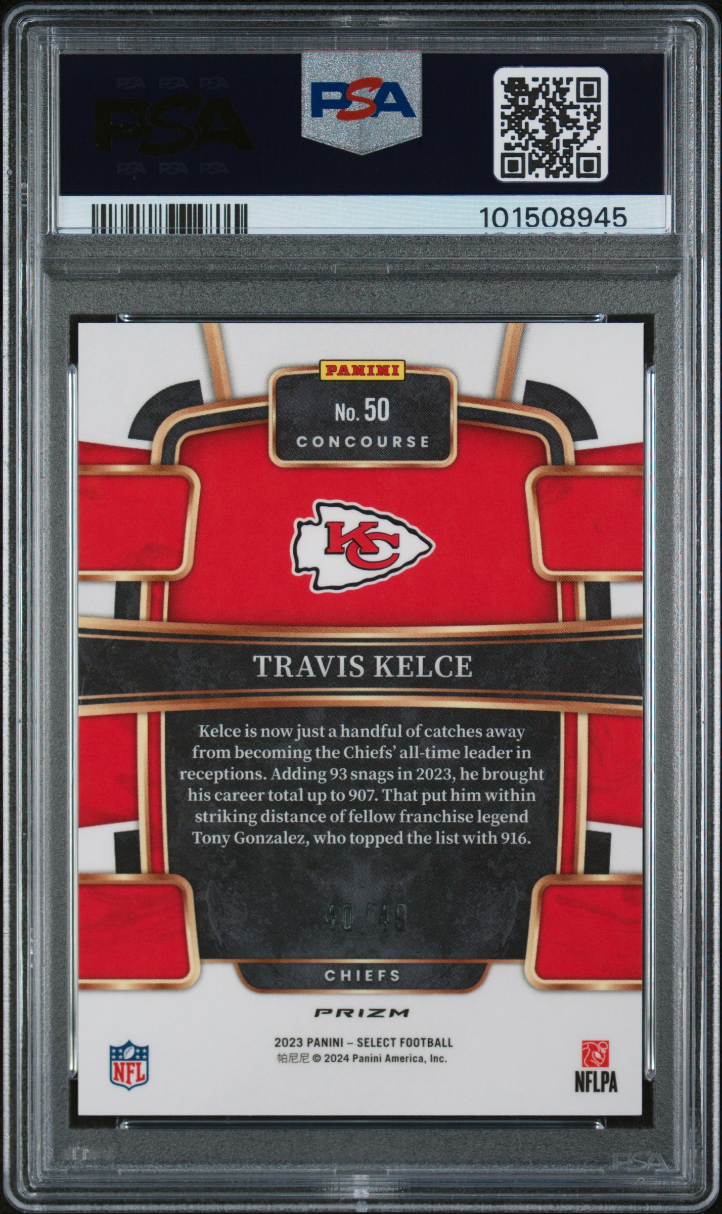 2023 PANINI SELECT #50 TRAVIS KELCE RED DISCO PRIZM 40/49, reverse